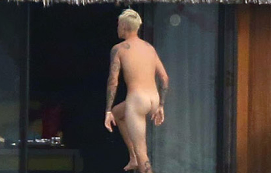 Justin Bieber desnudo *PILLADO! 