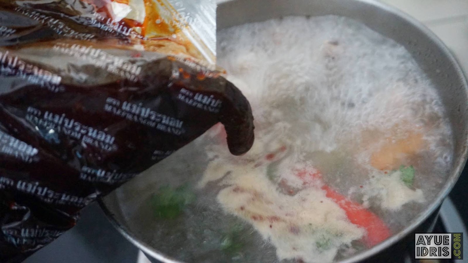 Resepi Mudah  Tomyam Merah Ala Thai Sedap - Ayue Idris