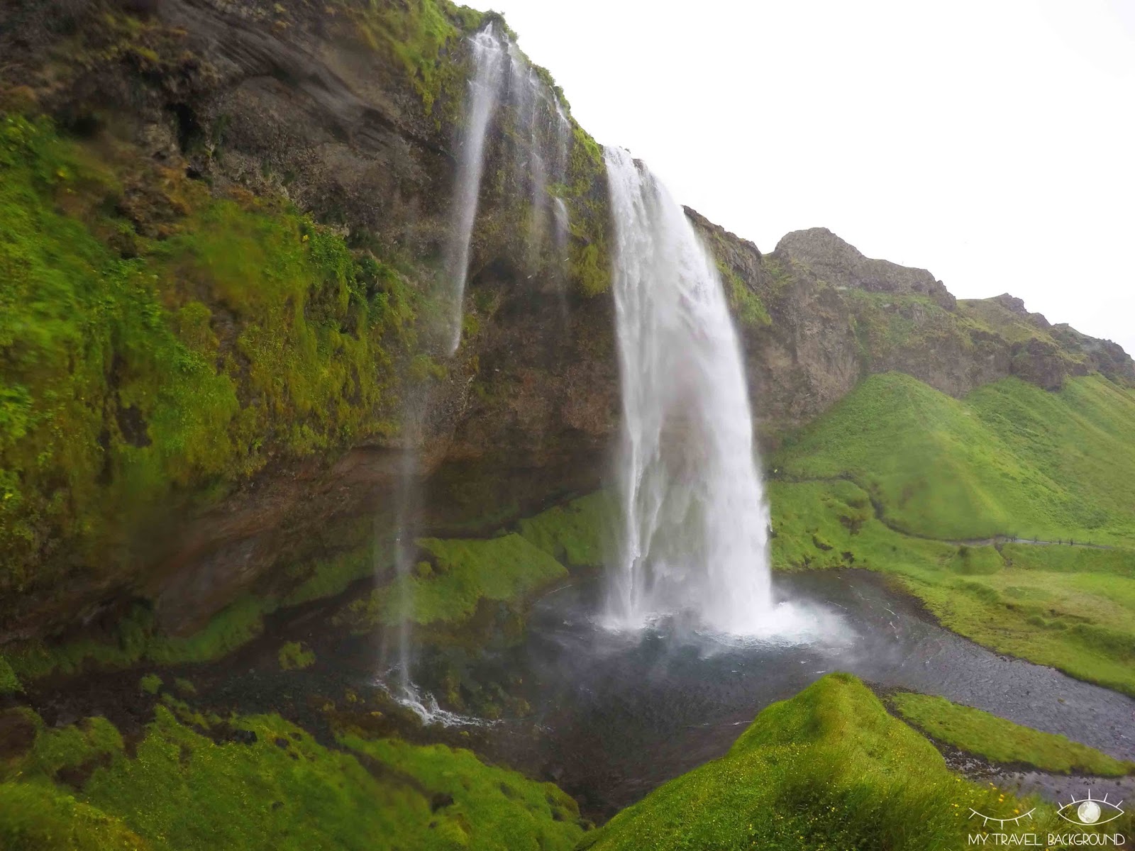 My Travel Background : les plus belles cascades du sud de l'Islande - Seljalandsfoss