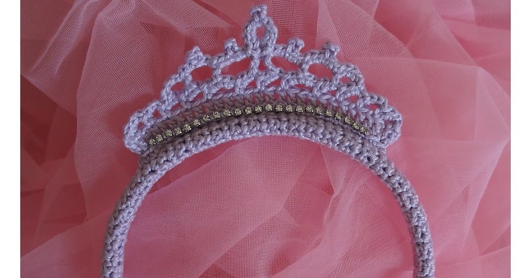 Vestidinho de crochê princesinha + tiara