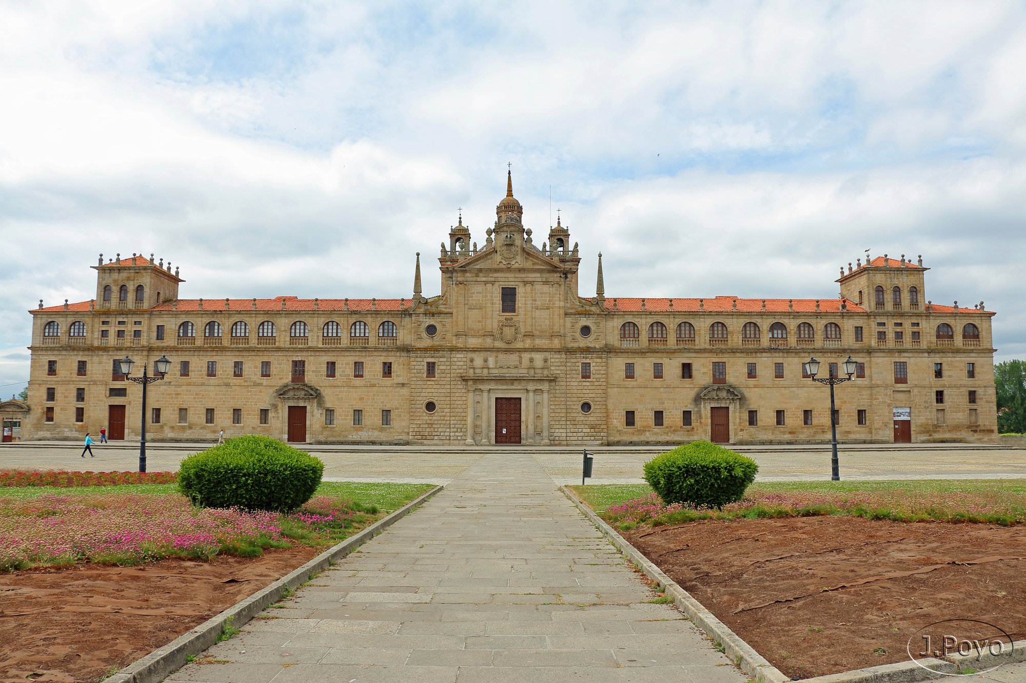 Colegio de Nuestra Señora de la Antigua. Monforte de Lemos