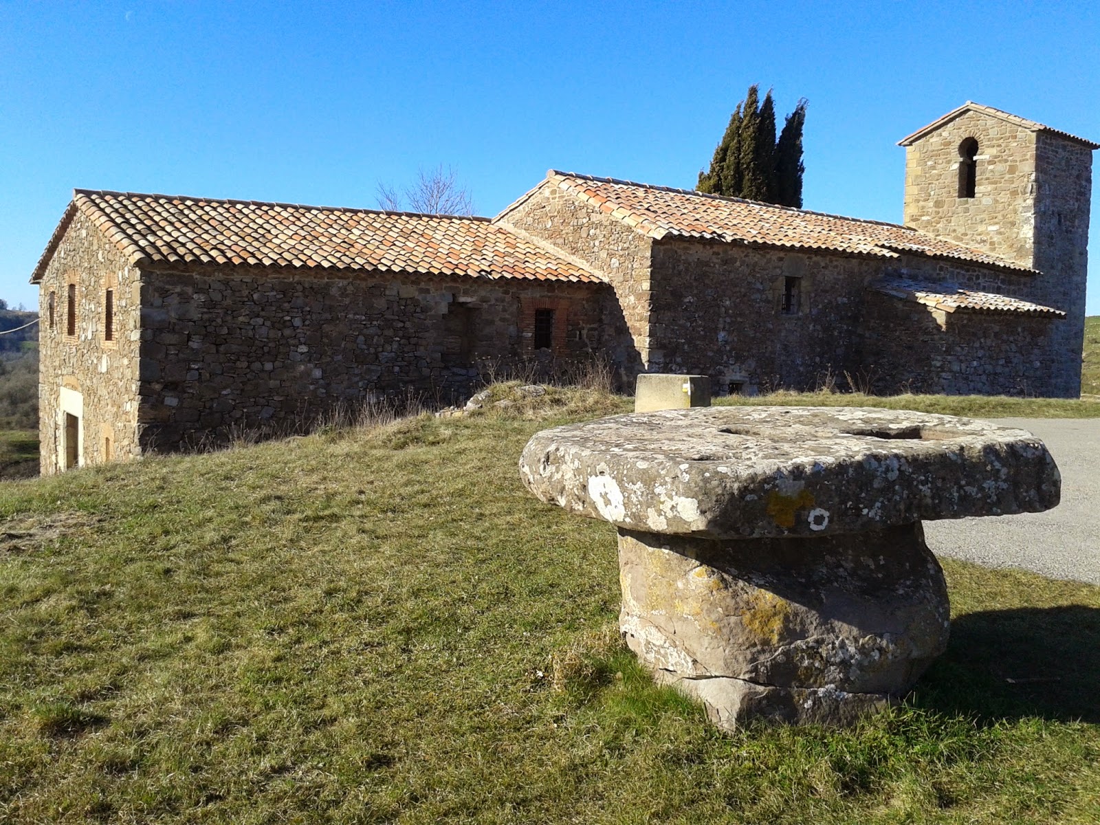 Ermita de Sant Cugat de Gavadons (El repte dels 100 cims)