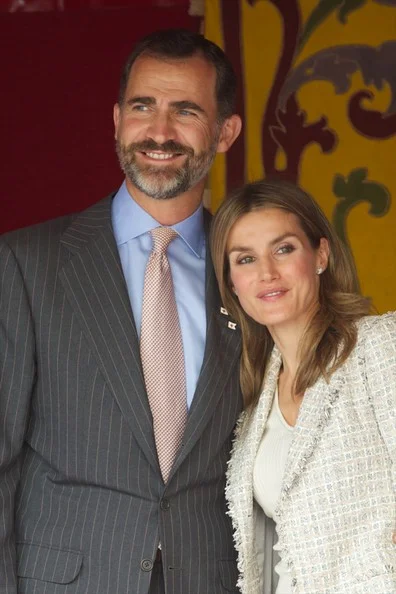 Princess Letizia wore Hugo Boss coat. Crown Prince Felipe and Crown Princess Letizia at Red Cross Day