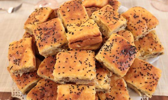 Nurselin Mutfağı Patatesli Kıymalı Tepsi Böreği Tarifi Kadin Modasi