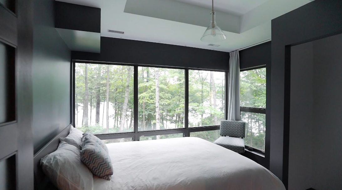 15 Photos vs. Livingstone Lake Rd, Dorset, ON Interior Design Luxury Home Tour