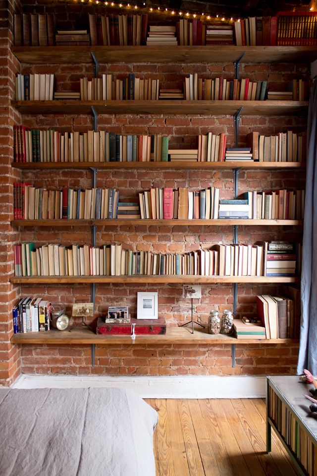 5 Cool Bookshelf Walls to Die For