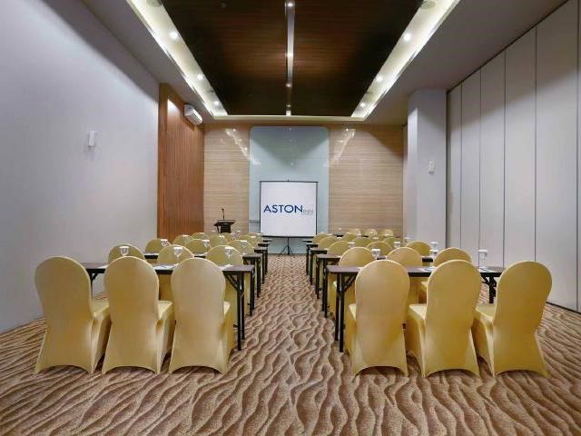 Semeti Meeting Room - Aston Inn Mataram Lombok