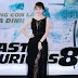 Hari Won bất ngờ mặc xuyên thấu trong lễ ra mắt phim Fast & Furious 8