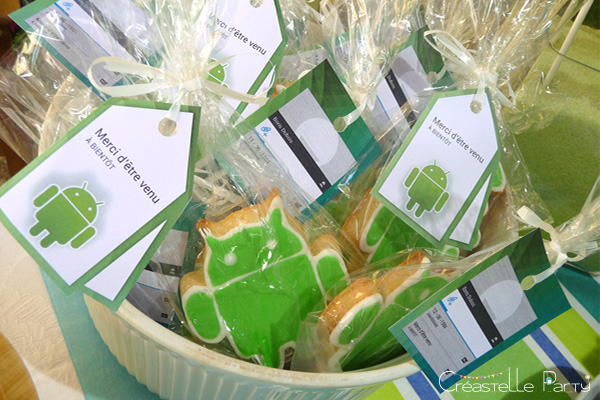 sablé décoré android cadeau / decorated  android cookie
