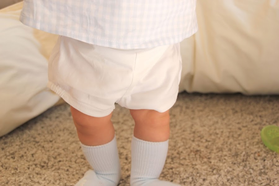 diy patrones gratis ropa bebe. Como hacer pantalones cortos para bebe