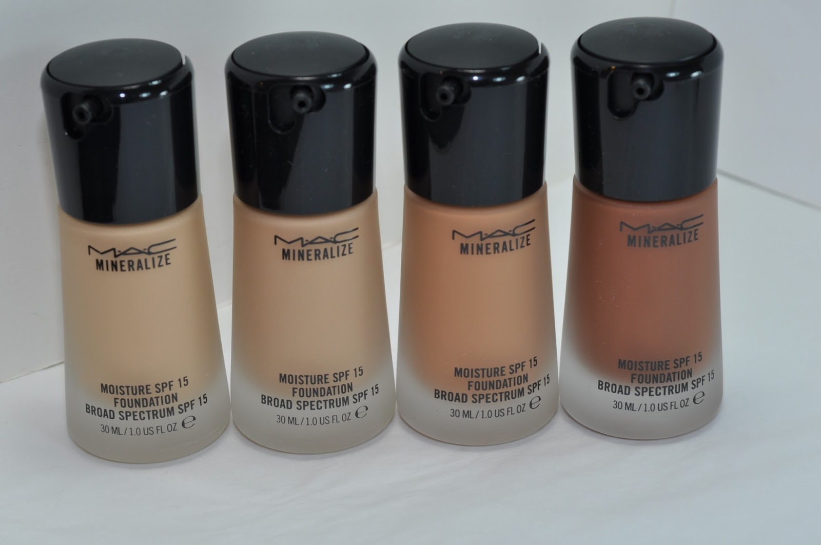 MAC Mineralize Moisture SPF 15 Foundation Swatches, Review The Shades