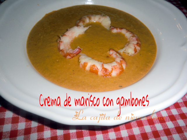 Crema de marisco con gambones