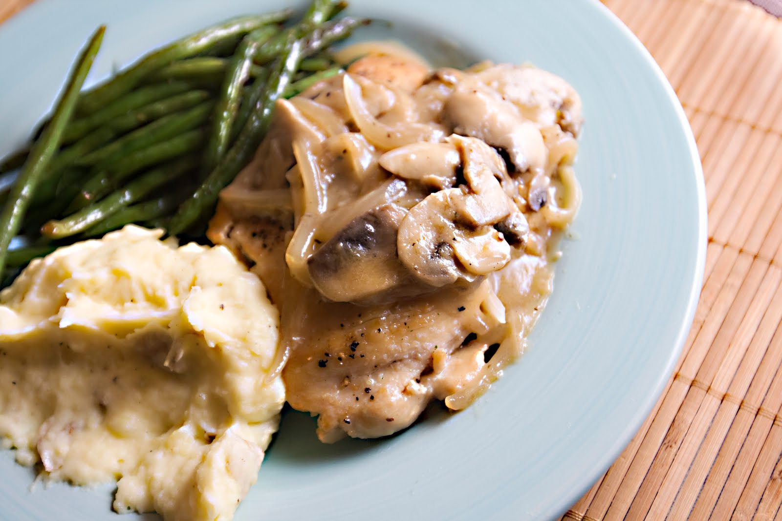 Simply Yum!!! Chicken with mushroom and onion gravy