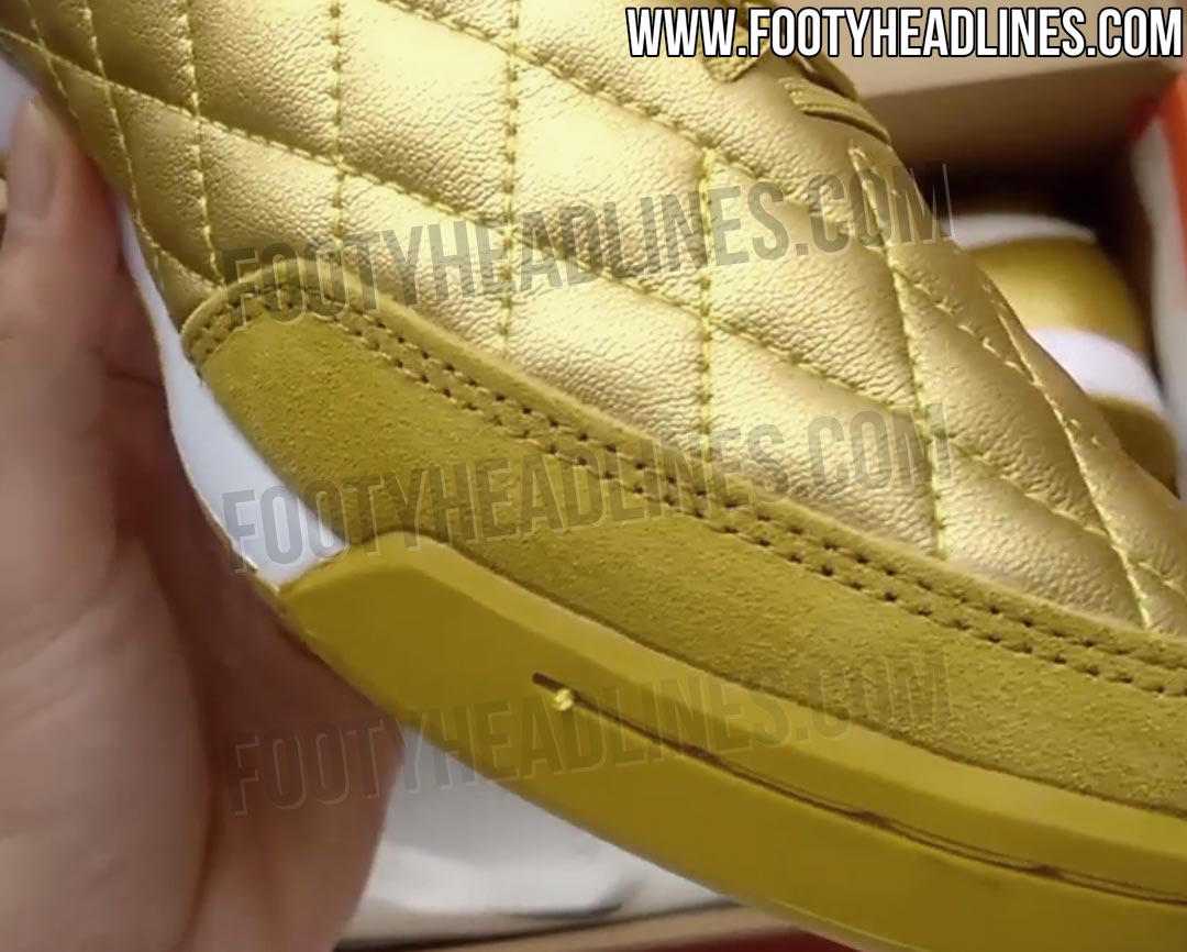 ronaldinho gold boots