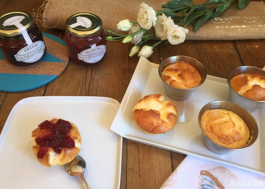 pastelitos-de-limón-y-queso-mermelada-de-frambuesa