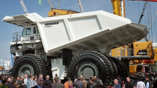 Liebherr T 282c Mining Truck - maiores caminhões de mineração do mundo