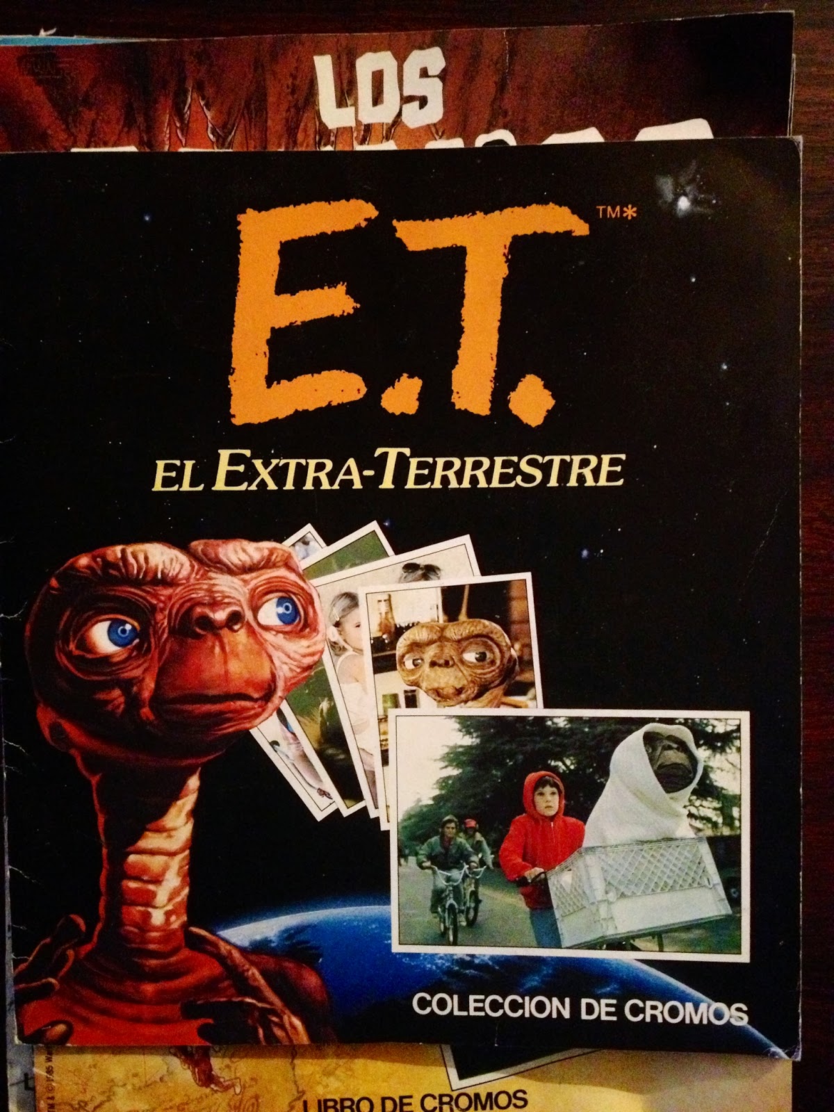 Álbumes de cromos de los 80's - Aquellos maravillosos años - Friki - el fancine - el troblogdita - El retorno del Jedi - Indiana Jones - ET - Los Goonies - Willy Fog - V - Galáctica - Festival - El coche fantástico - Cromos - Cromos de los 80 - EGB - ÁlvaroGP Álbumes de cromos de los 80's - Aquellos maravillosos años - Friki - el fancine - el troblogdita - El retorno del Jedi - Indiana Jones - ET - Los Goonies - Willy Fog - V - Galáctica - Festival - El coche fantástico - Cromos - Cromos de los 80 - EGB - ÁlvaroGP