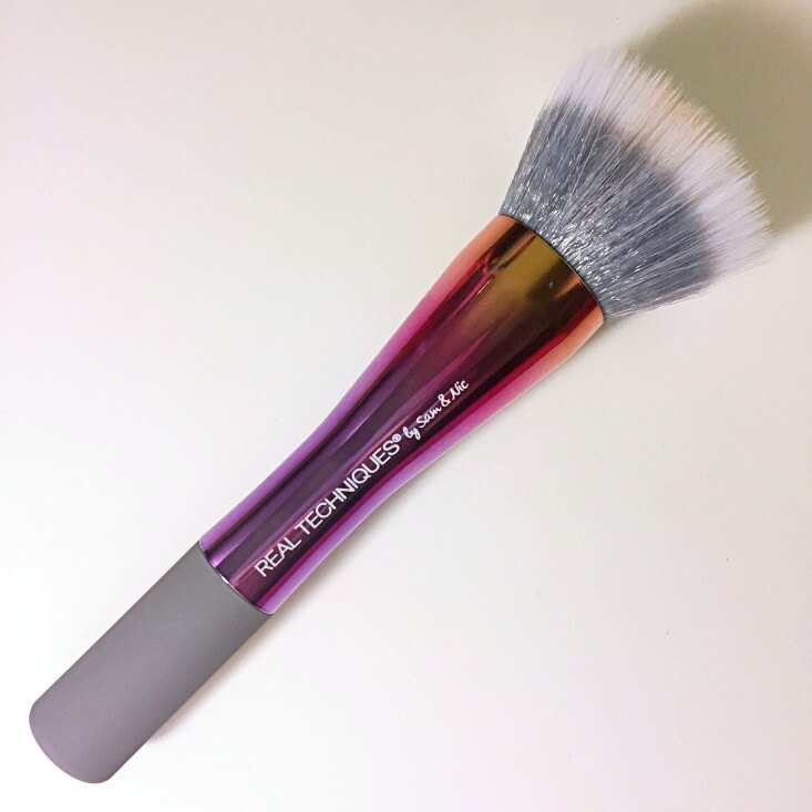 Real Techniques bronzer brush Real Techniques bronzer brush