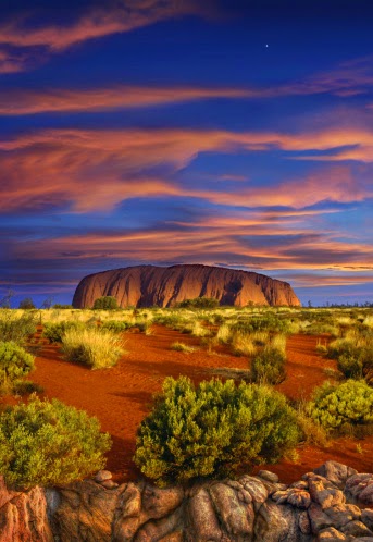 The Uluru, Australia | 10 Places to See Beautiful Sunset Around The World The Uluru, Australia | 10 Places to See Beautiful Sunset Around The World