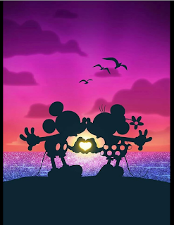 Das Küssen in der Beziehung ist ein Segen und macht Spaß Küssen abends und morgens und so oft wie möglich: Micky und Minni Mouse machen es dir vor ... einfach herrlich