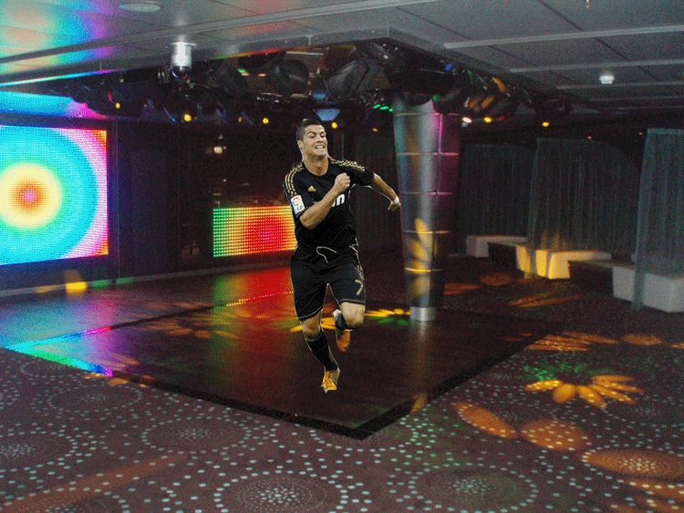 Fotos divertidas de CR7 Cristiano Ronaldo retocadas con Photoshop Fotos graciosas de CR7 Cristiano Ronaldo editadas con Photoshop