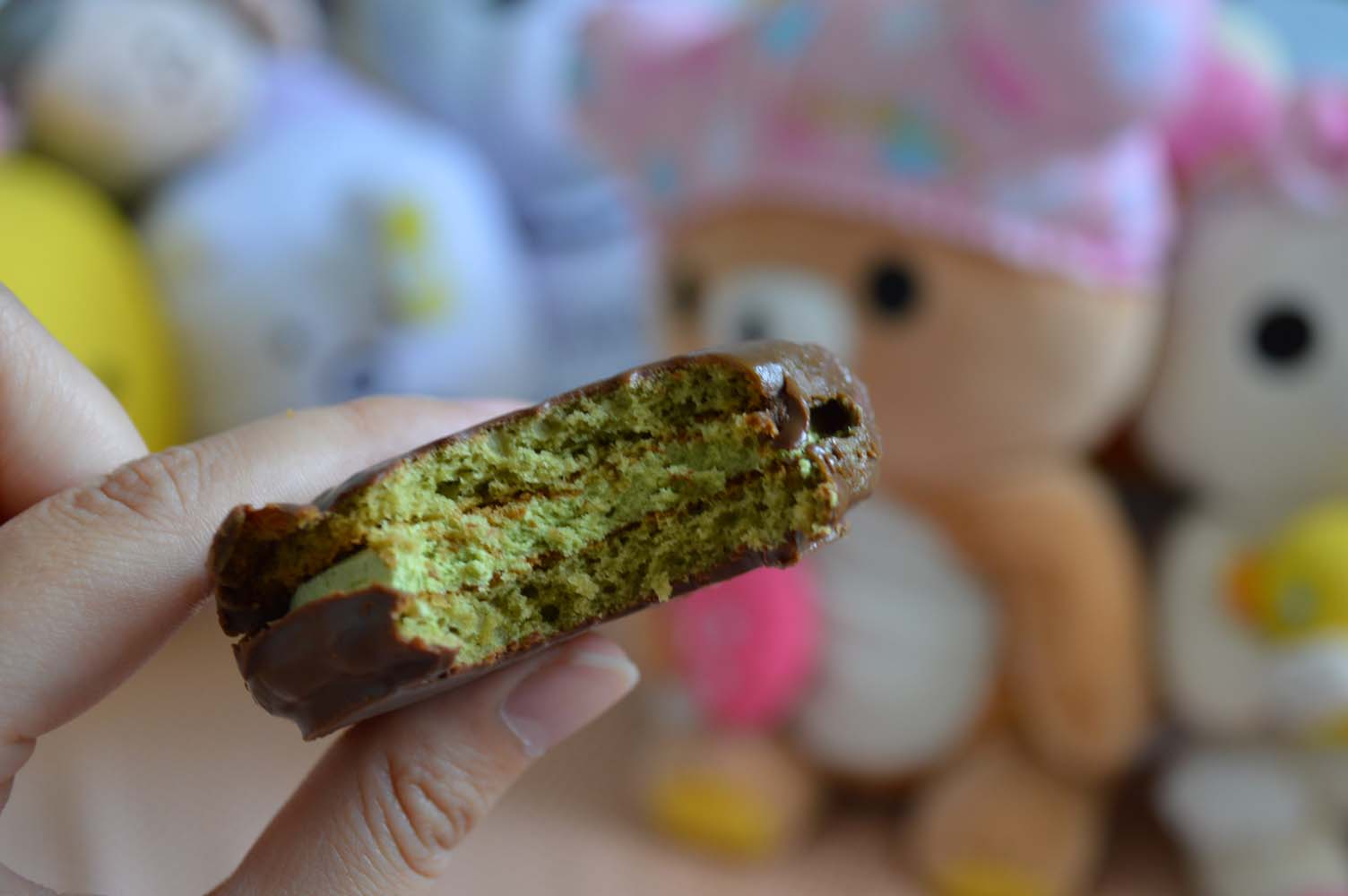 Matcha Choco Pie is One of the Bests Things Ever to Exist!