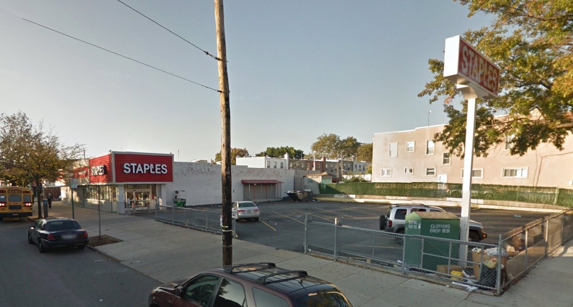 Queens Crap Fresh Pond Road Staples closing