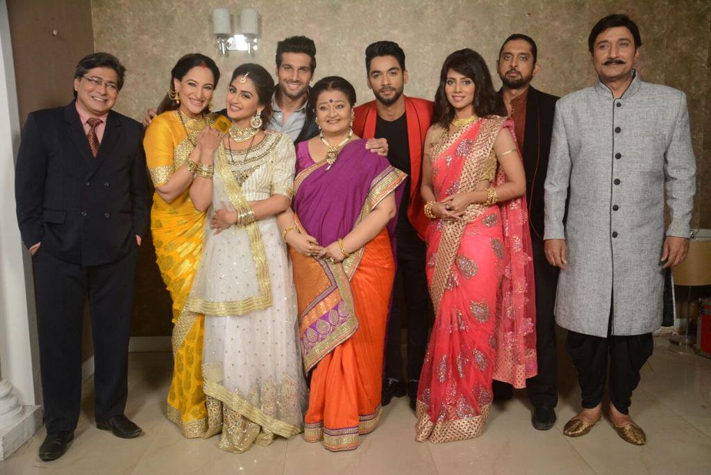 Get Aham Sharma Wife Name Images