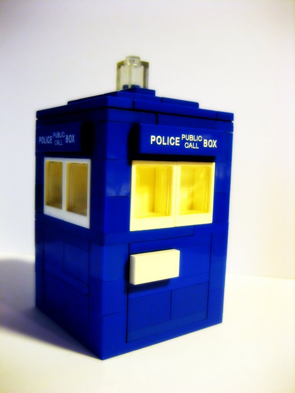 Virtual Virago: LEGO TARDIS