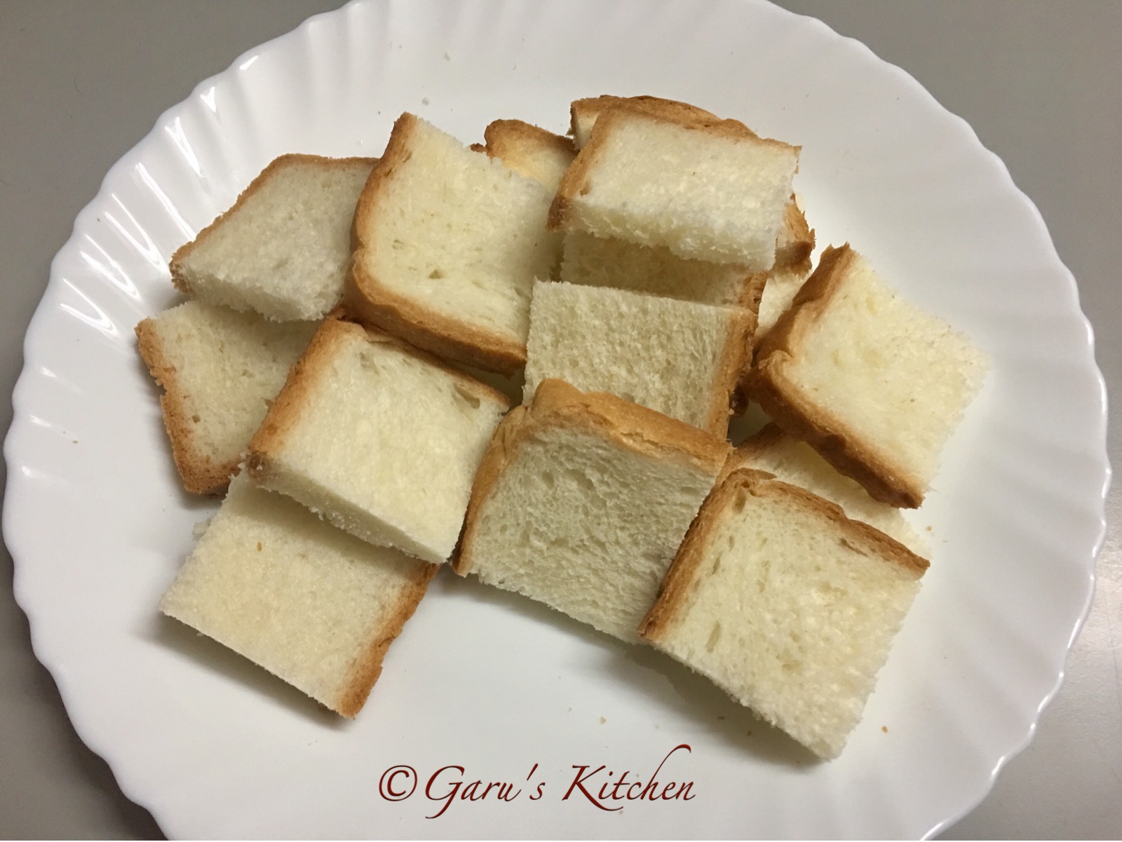 bread fritters recipe | bread pakora recipe | bread bhajis recipe | how to make bread fritters