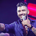 Gusttavo Lima posta foto de corpo sarado e causa polêmica na web