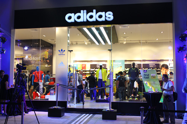 The Dx Matilla Show: adidas Celebrates the Launch of its New Store in ...