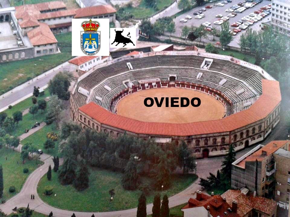 PLAZA DE TOROS DE OVIEDO