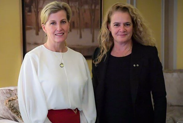 Countess of Wessex wore a embellished wool wrap skirt by Valentino. The Countess met the Governor General of Canada, Julie Payette