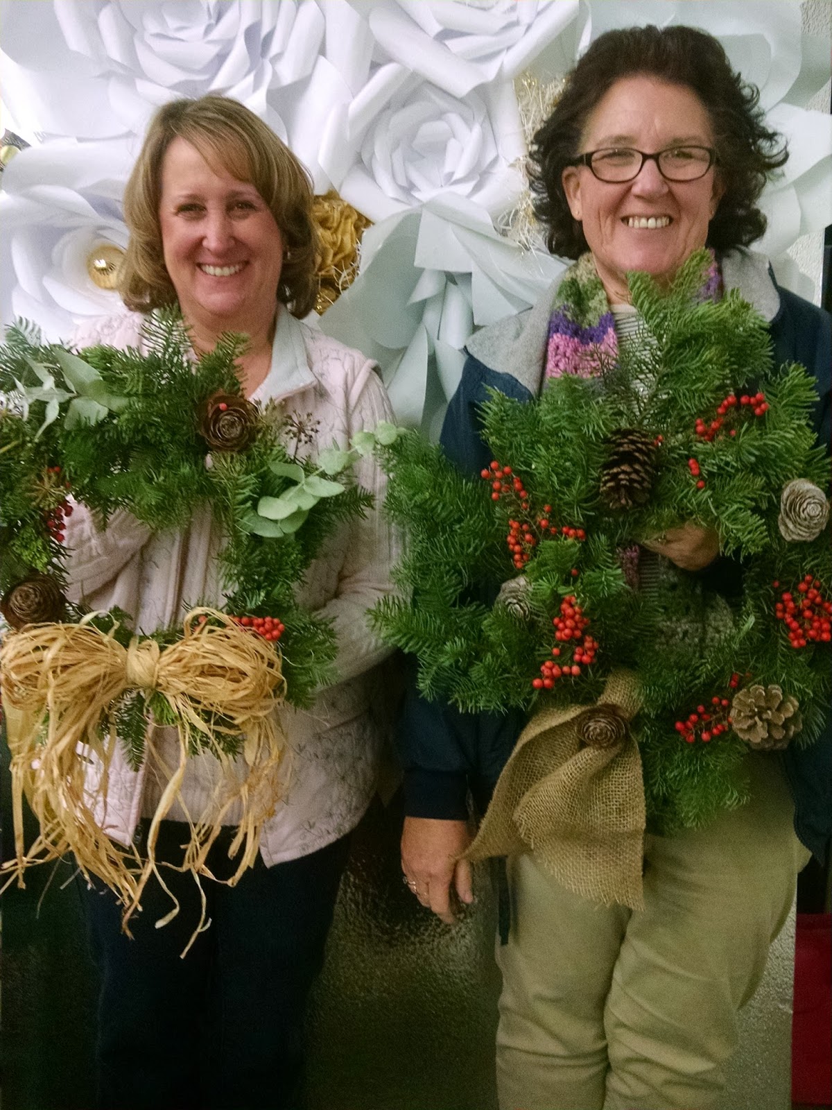 Windmill Farm Fresh Holiday Wreath Making Classes and Christmas Coming
