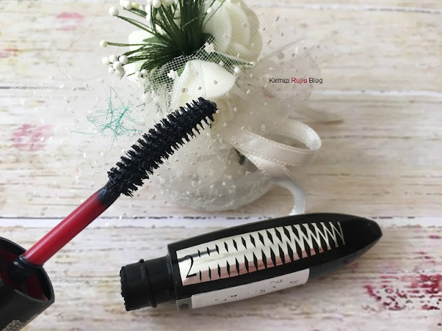 Loreal False Lash Superstar Red Carpet Black Maskara Loreal False Lash Superstar