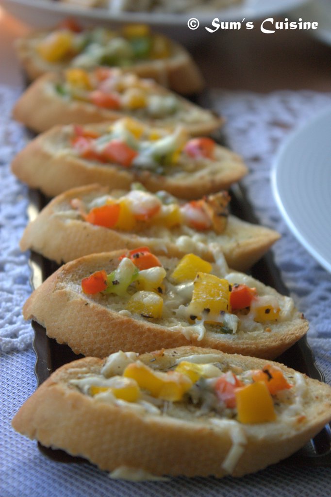 Sum's Cuisine Garlic Bread Exotica Pizza hut style