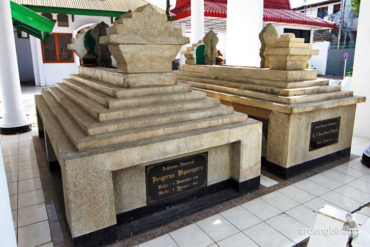 makam pangeran diponegoro makassar