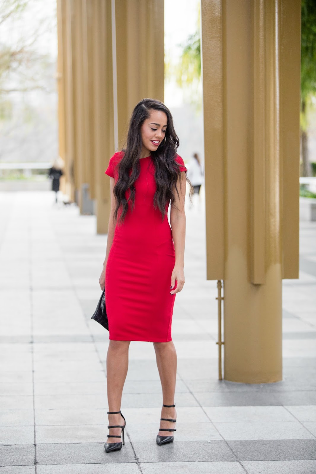 Jasmin daily : LITTLE RED HOLIDAY DRESS