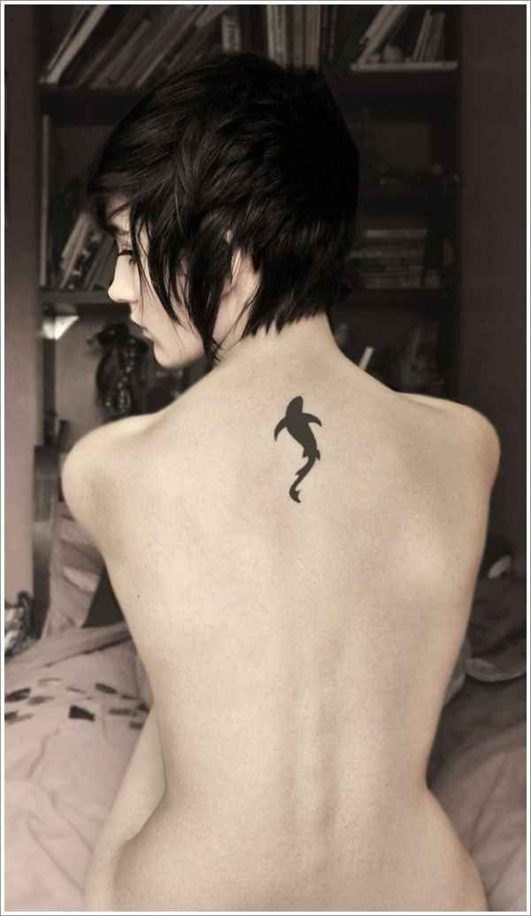 Tatuaje de Tiburón en la espalda