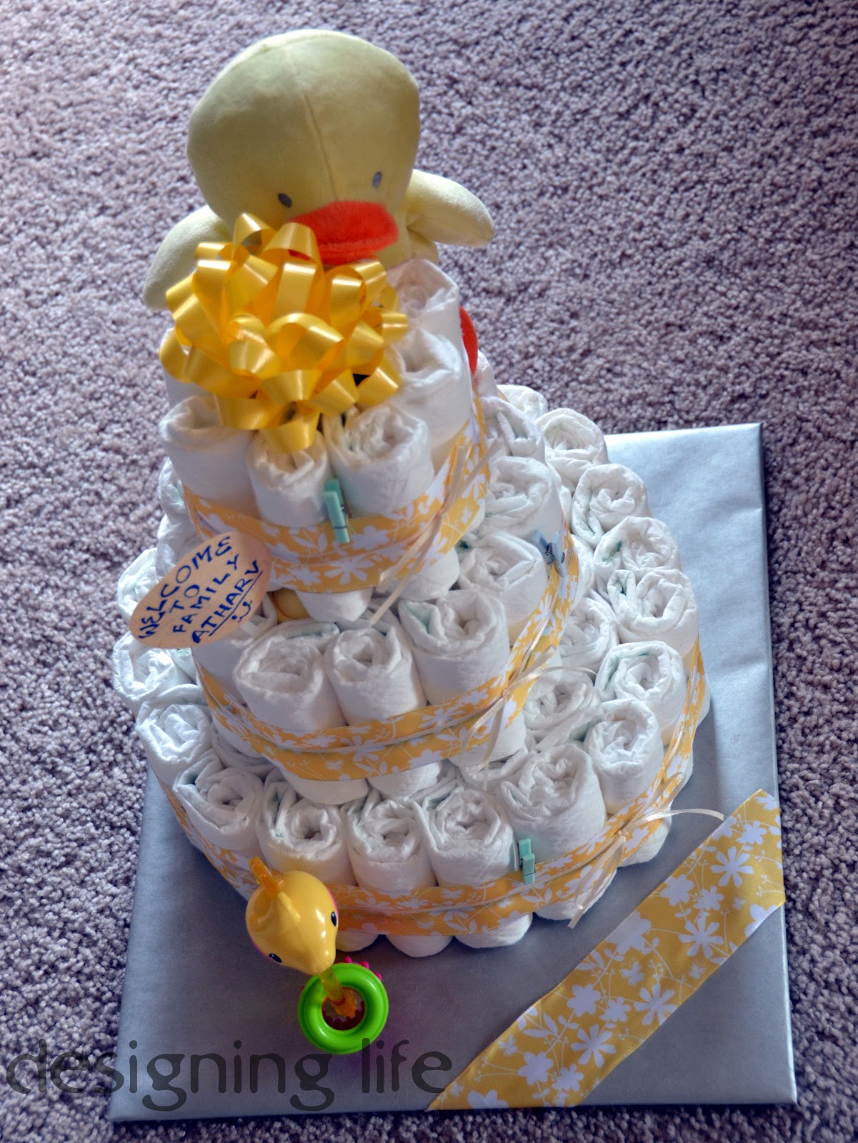 designing life Diaper Cake 2
