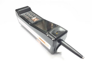 Hape Unik Mafam V168 New Analog TV Retro Jumbo Cellular Phone