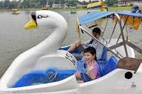 perahu angsa taman mini indonesia indah