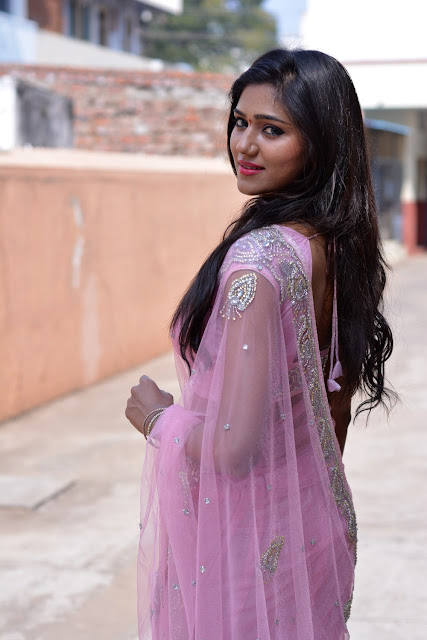 Actress Shalu Chourasiya Inaugurates Pochampally IKAT art mela at Vijayawada Actress Shalu Chourasiya Inaugurates Pochampally IKAT art mela at Vijayawada