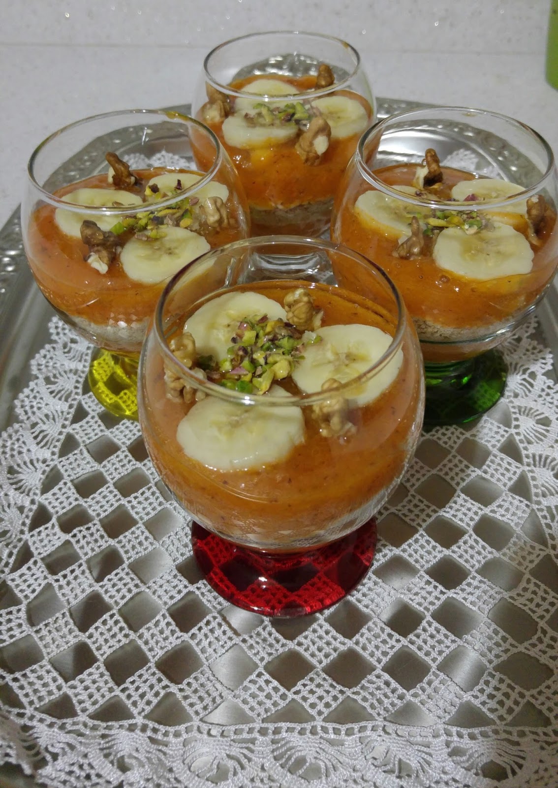 Benekli Çilekli Tatlı Tarifi Benekli Çilekli Tatlı Tarifi