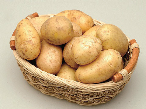 Il gel di skinoren aiuterà da posti di pigmentary