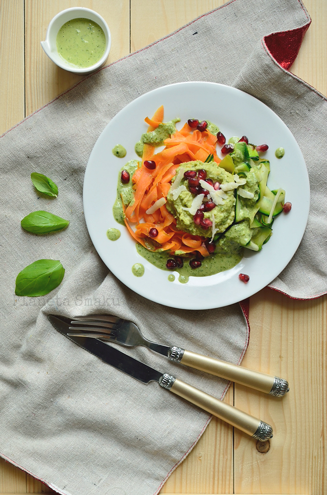 Tagliatelle z cukinii i marchewki