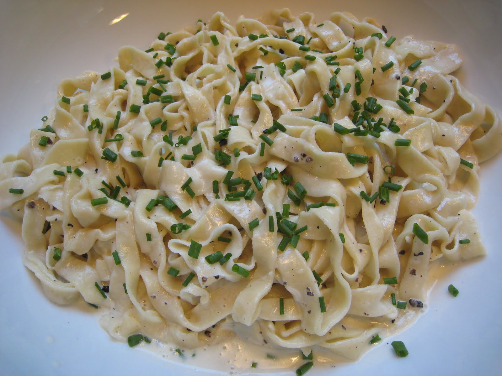 The Garlic Press Fresh Egg Pasta