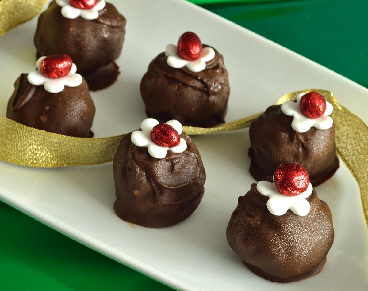 Utterly Scrummy Food For Families Easy Christmas Cake Balls