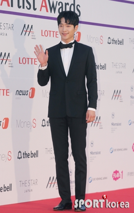 오늘자 시상식 서강준 | 인스티즈